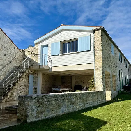 Feriehus Chai Renove Avec Studio, Jardin Et Terrasse, Proche Plage Et Commerces, La Bree-les-bains. - Fr-1-246a-284
